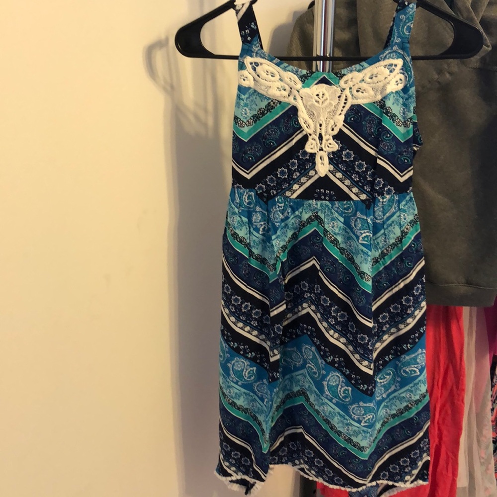 EUC Floral Dress. Size 14. Smoke free home.